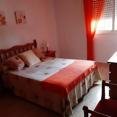 Apartman Mit Bergblickterrasse Bei Lloret De Mar Vidreres