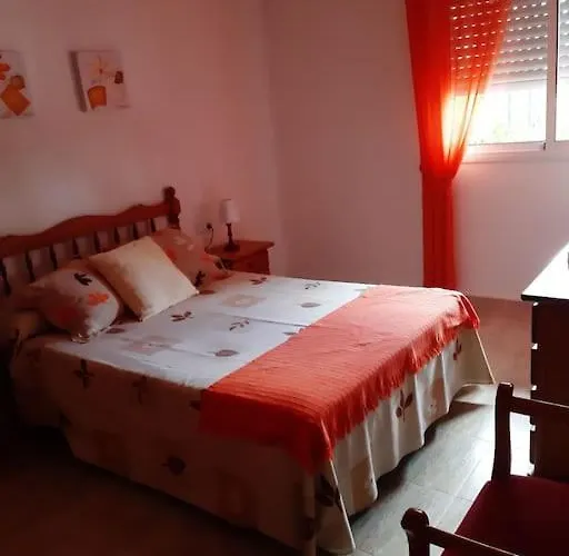 Apartman Mit Bergblickterrasse Bei Lloret De Mar Vidreres