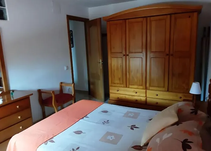 Apartman Mit Bergblickterrasse Bei Lloret De Mar Vidreres